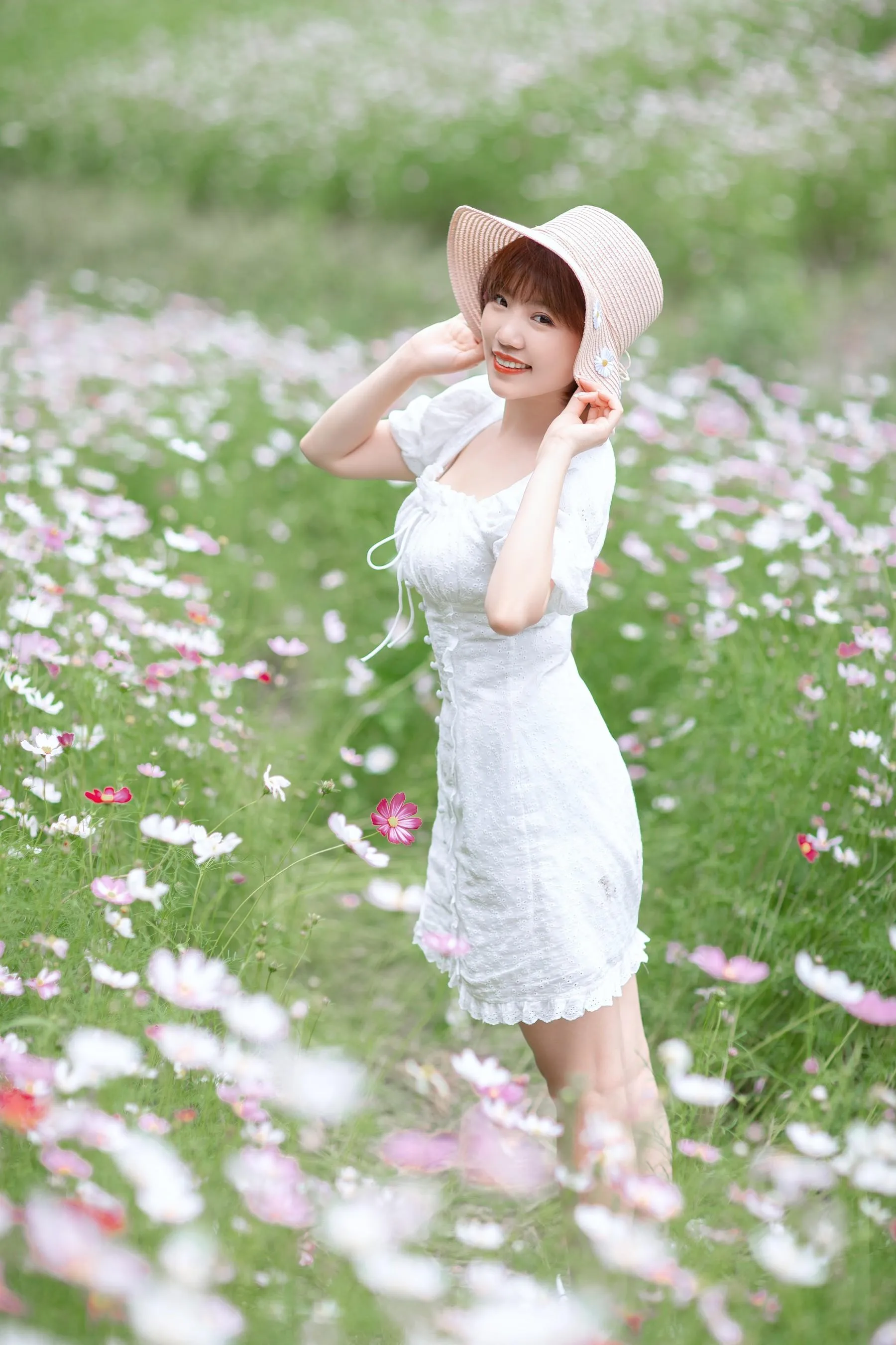 [YITUYU艺图语]2022.08.16 格桑花开 冬琴 [26P]插图